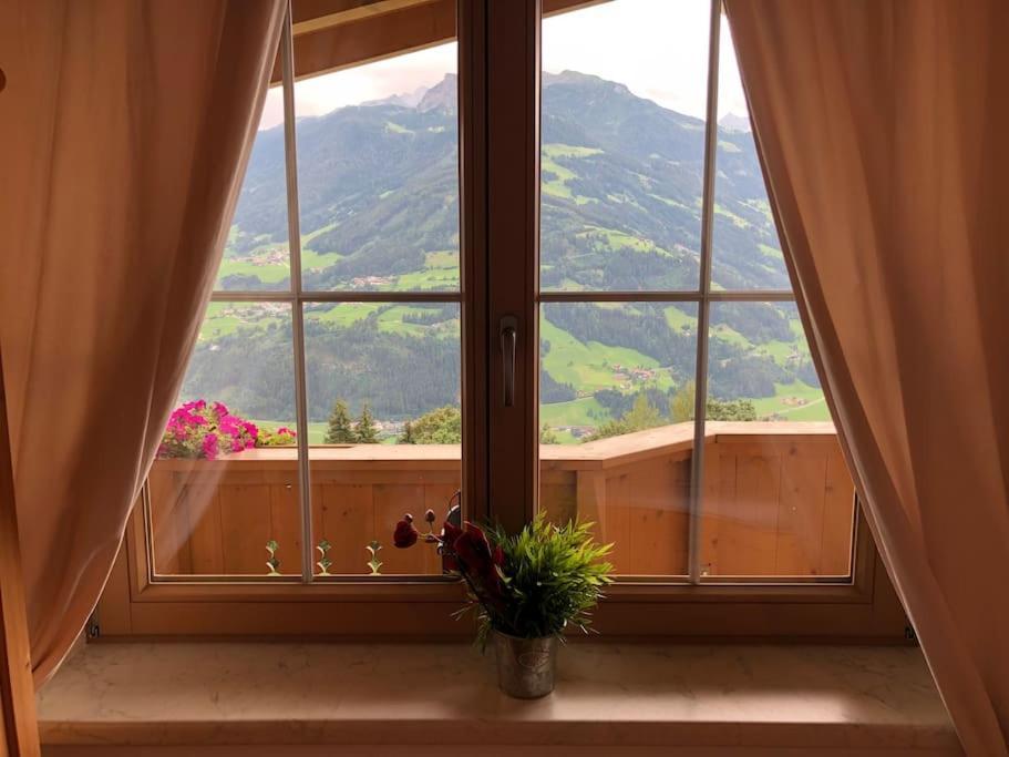 Ferienhaus Zillertal Panorama Blick Balkon Sauna Zellberg Exteriér fotografie