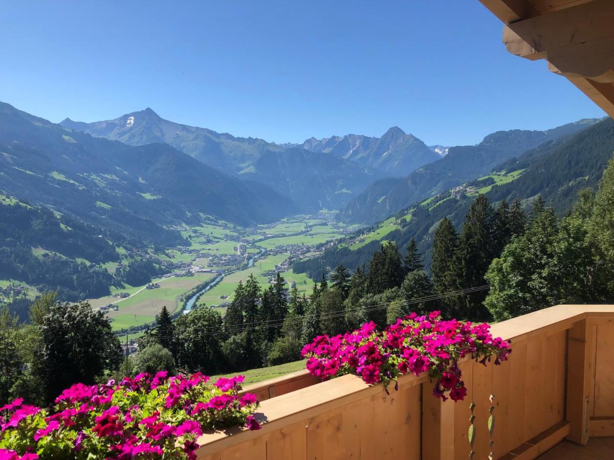 Ferienhaus Zillertal Panorama Blick Balkon Sauna Zellberg Exteriér fotografie